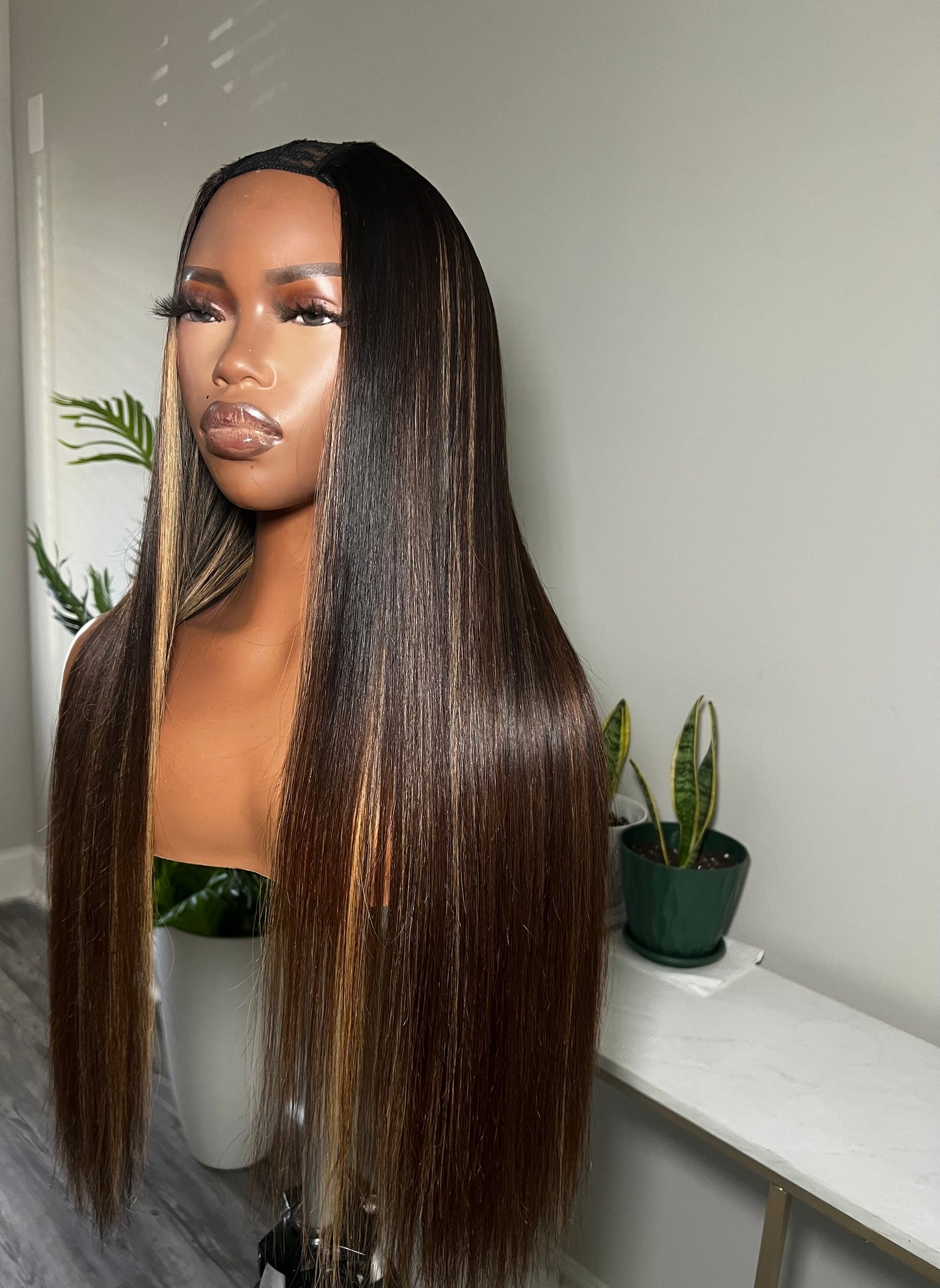 UPART WIG— MIXY