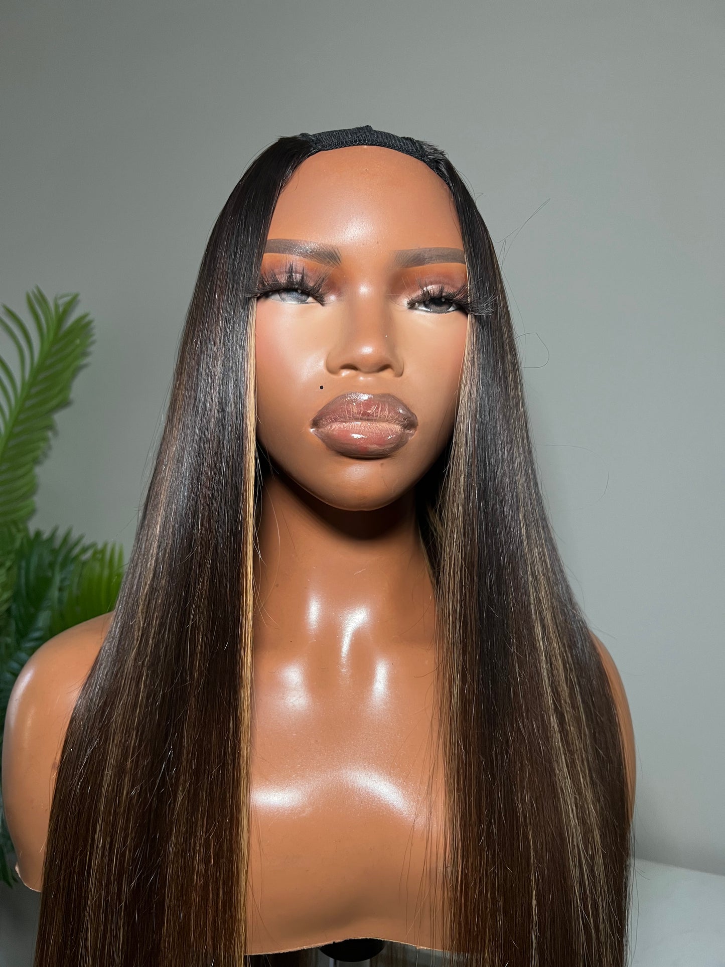 UPART WIG— MIXY